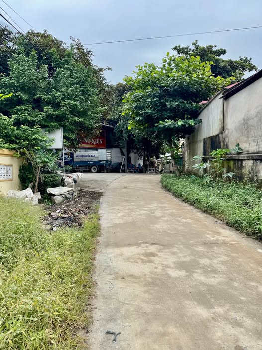 Đất Tuyên Quang 5.5x26m, hướng Đông Bắc, giá hời như mơ