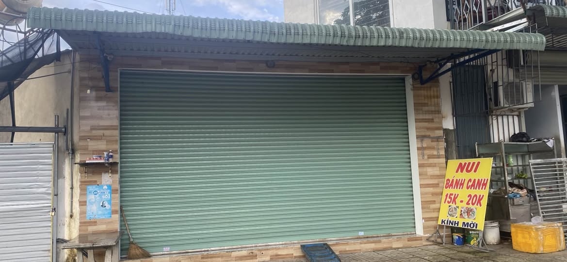 Nhà 2 mặt tiền, vừa ở vừa cho thuê, xe tải vi vu