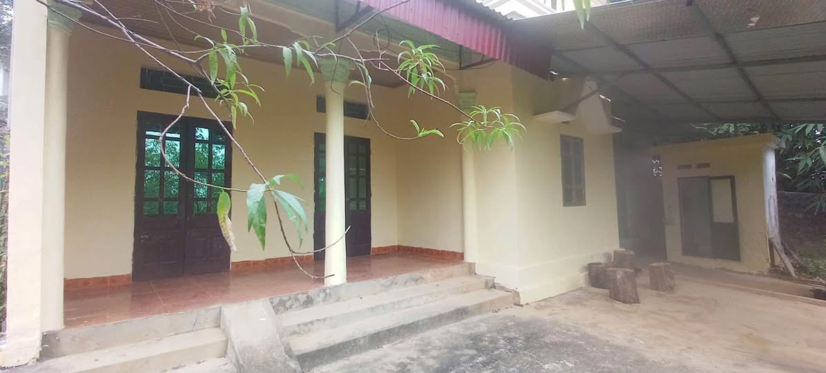 Sở hữu ngay nhà đẹp Ba Vì với 2 tỷ, diện tích 454m2, mặt tiền gần 16m