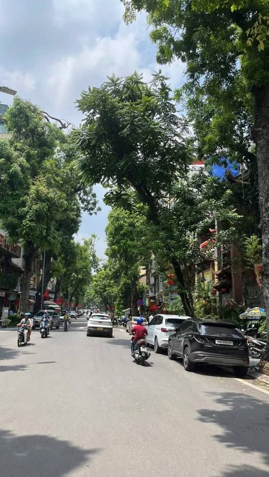 Nhà tập thể Lò Đúc 50m², 2 tỷ, full nội thất, ở ngay