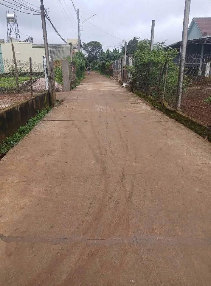 Đất lô góc hẻm 6m thông thoáng, giá rẻ nhất khu vực Trường Chinh, Gia Lai