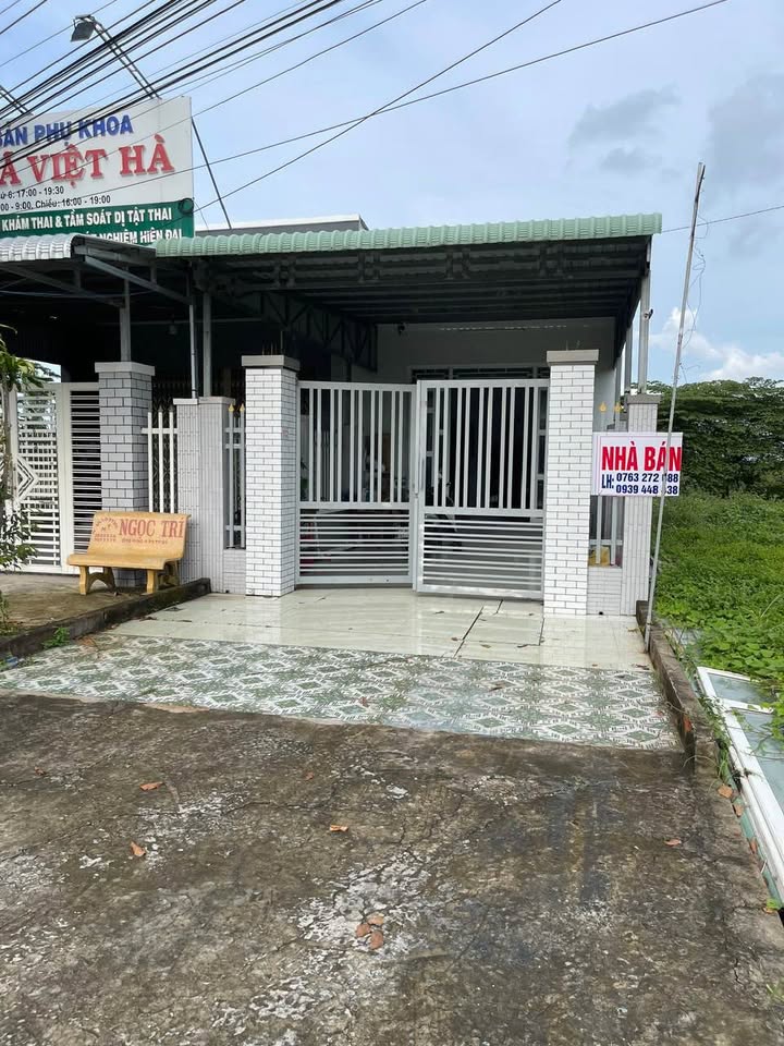 Nhà 2,3 Tỷ thoáng mát, yên tĩnh, cách trung tâm Cao Lãnh 5km - Mua nhanh kẻo hết