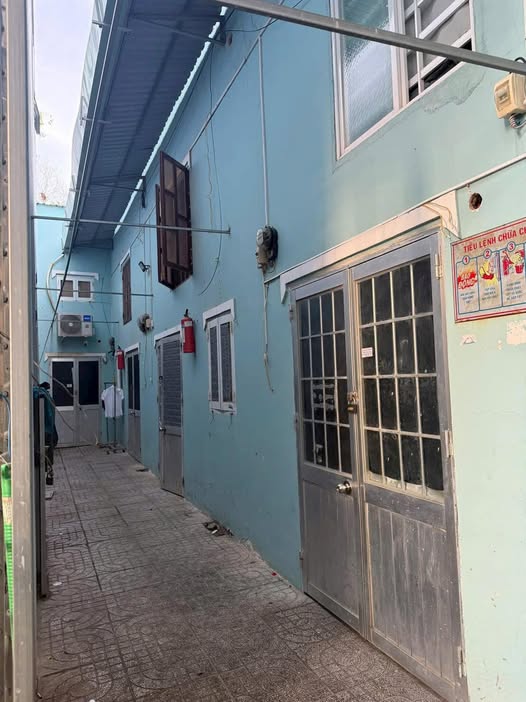 Bán nhanh nhà 4 phòng trọ ngay Quảng trường Bà Rịa - 120m2 thổ cư