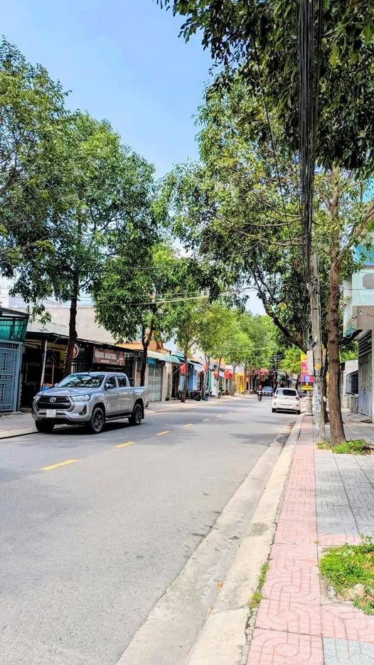 Nhà mặt tiền Bến Nôm - Vũng Tàu - Vị trí vàng, rộng rãi, hướng Đông Nam mát mẻ