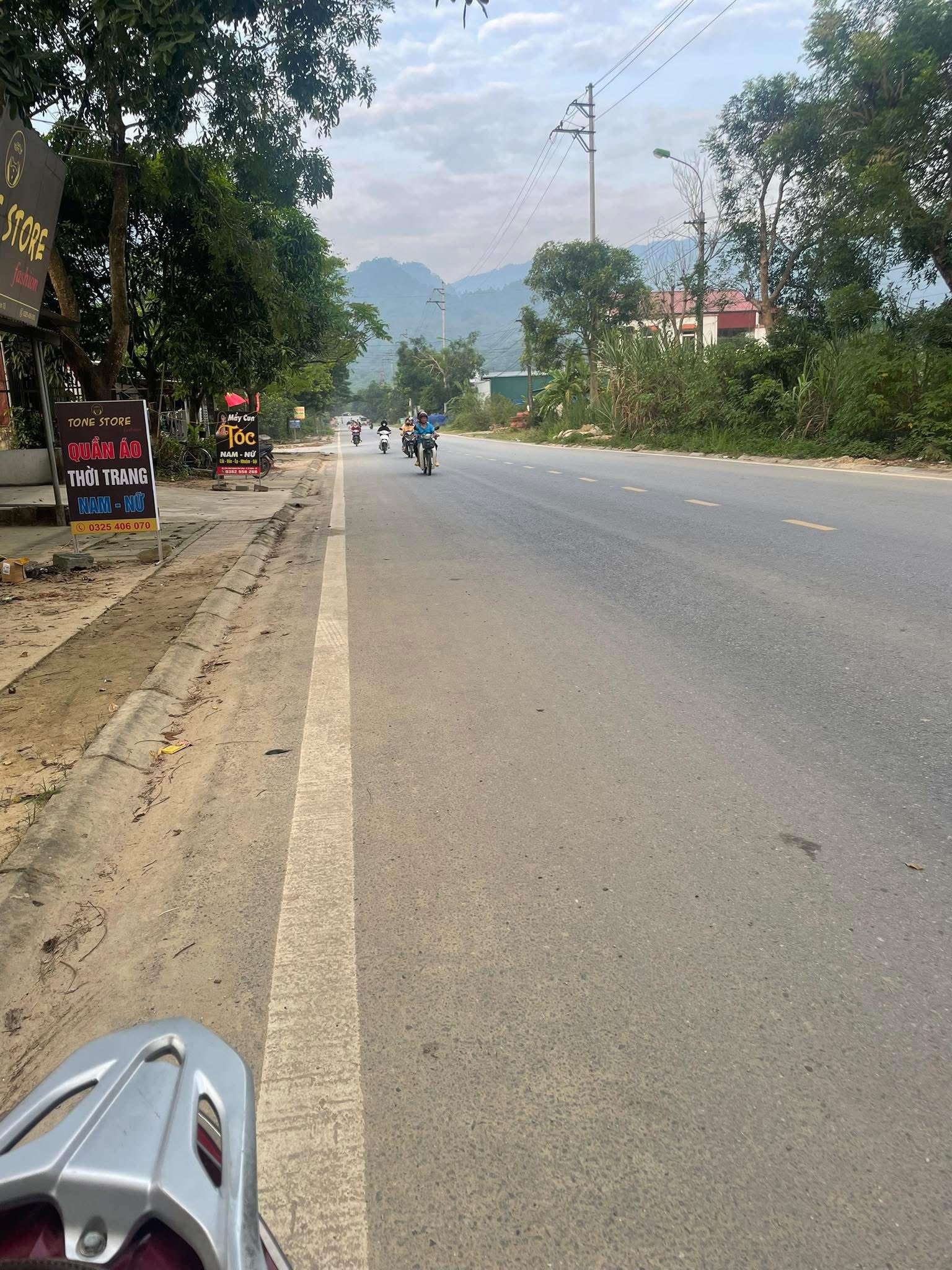 Bán đất 2 mặt tiền, vị trí đắc địa tại KCN Bình Vàng, Vị Xuyên