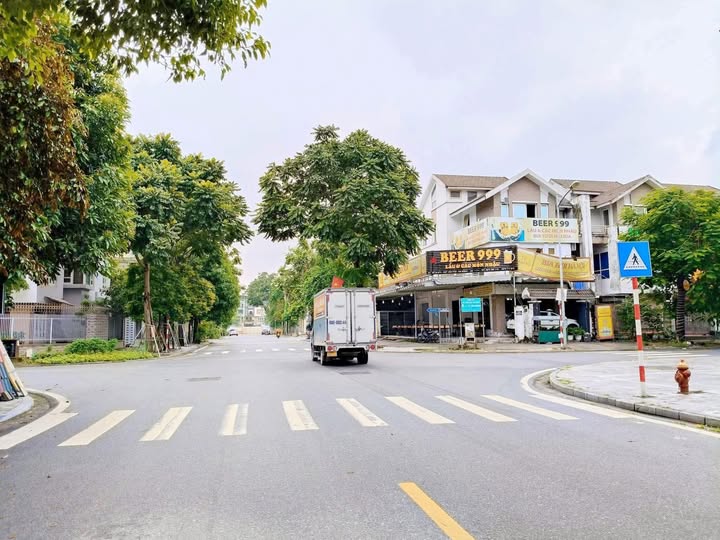 Biệt thự Văn Phú 199m², tự tay 'chạm khắc' không gian sống mơ ước