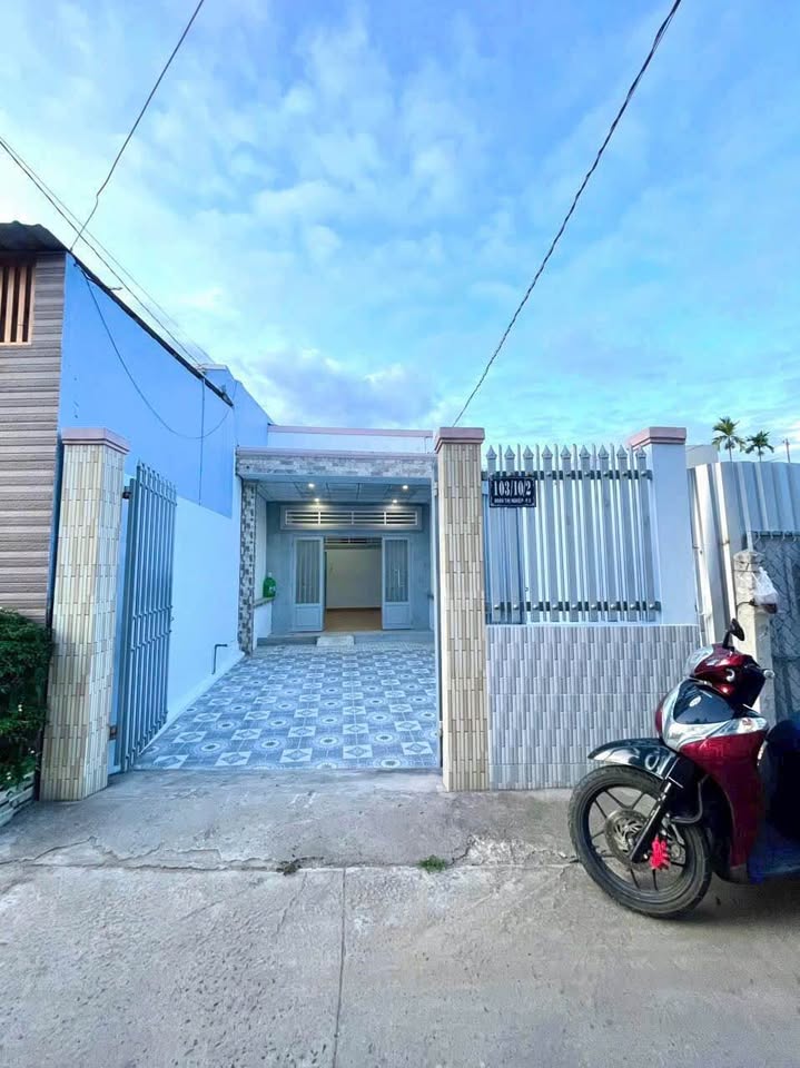 Ngôi nhà xưa, ấm áp nơi Phường 5, Mỹ Tho - Ô tô đỗ cửa