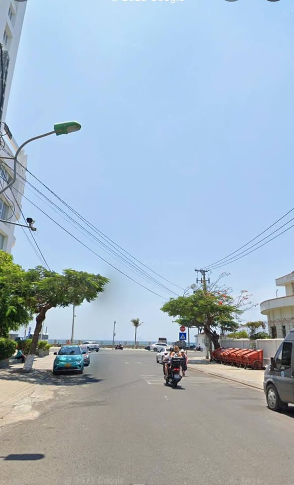 Đất view biển Hòn Chồng - Ngang 5.3m, sẵn sàng đón nhà đầu tư