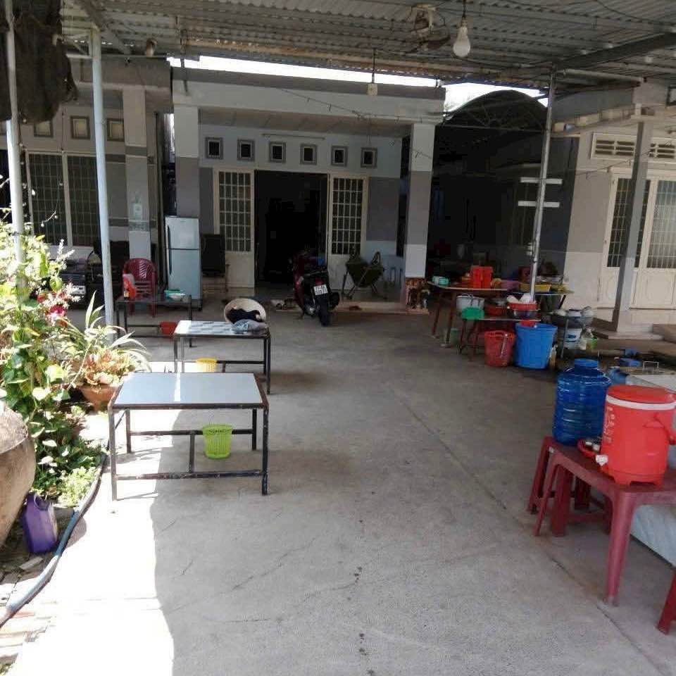 Nhà mặt tiền Bến Tre - Kinh doanh đỉnh, chốt giá nhanh