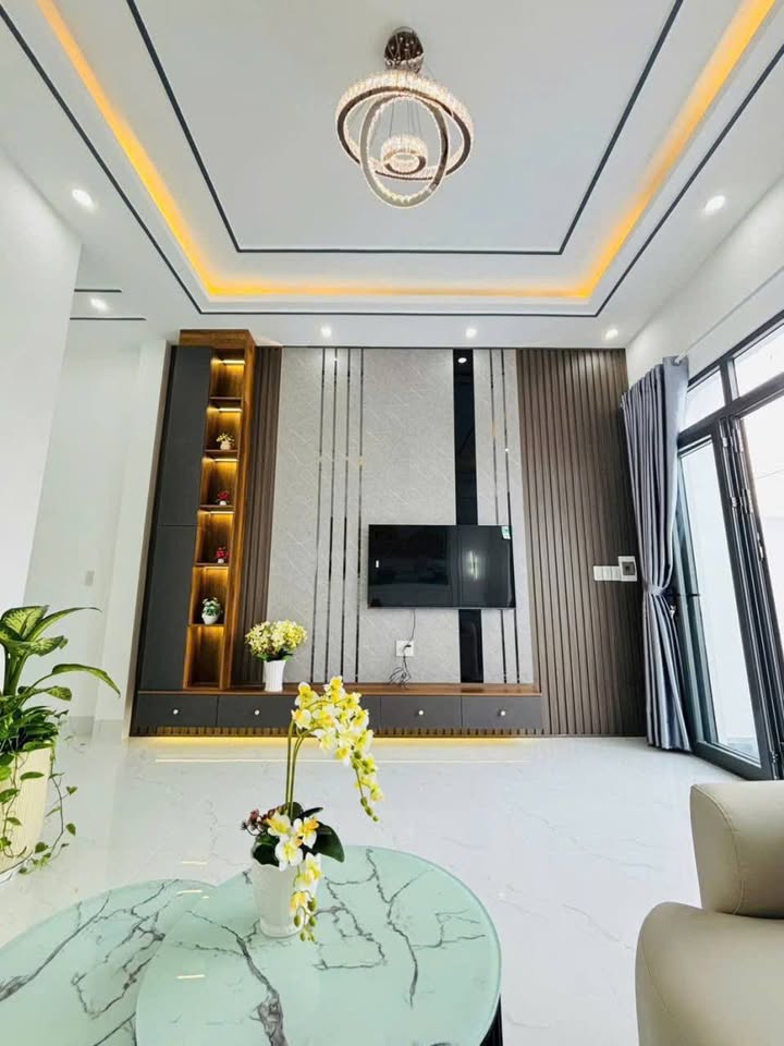 Nhà mới đón nắng Đông, hẻm 139 Trương Định - An Bình, vẹn toàn tiện ích, giá yêu thương