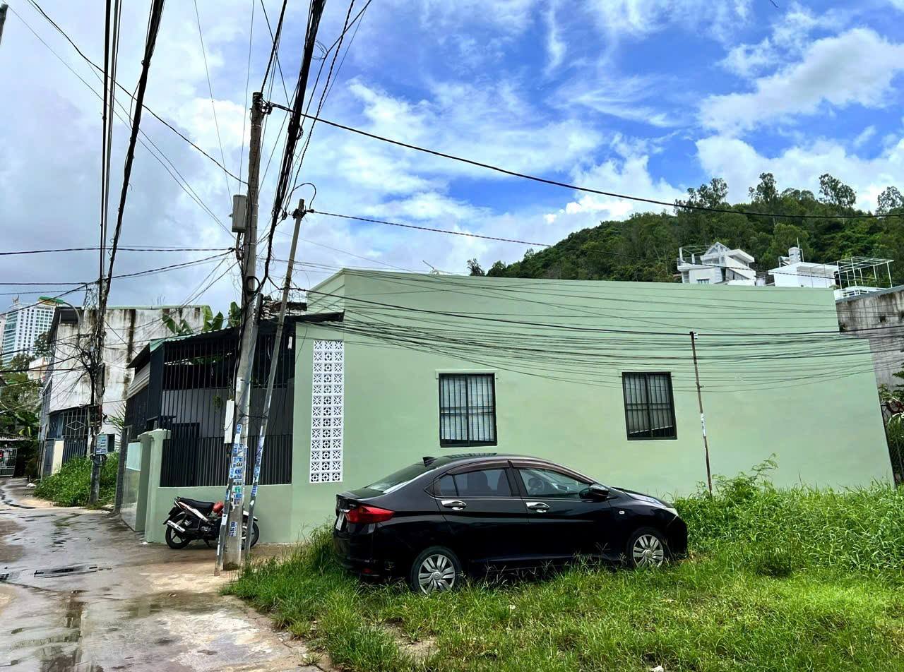 Siêu phẩm nhà cấp 4 lô góc 2 mặt tiền đường Đặng Lộ, Thành phố Nha Trang, Tỉnh Khánh Hòa