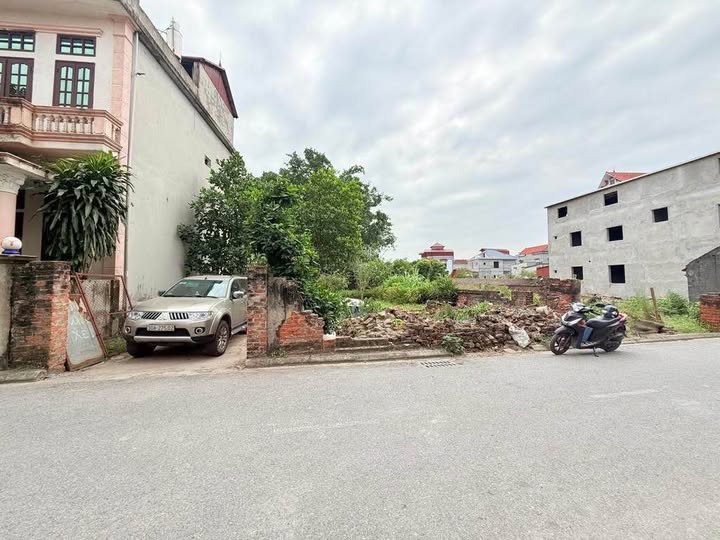 Mảnh đất vàng Gia Lâm - Vượng khí sinh tài - Ngõ thông ô tô tránh