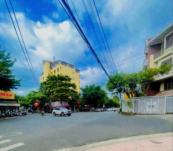 Nhà mặt tiền Lê Thánh Tông - Kinh doanh đỉnh, lời hết ý, chỉ 16.8 tỷ