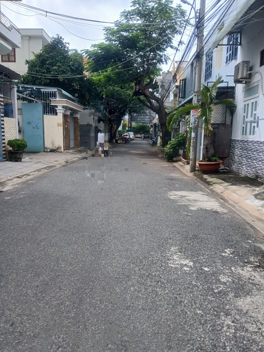 Nhà vuông vắn 72m2 - Ngay Hoàng Văn Thụ, Vũng Tàu - Giá 6 tỷ