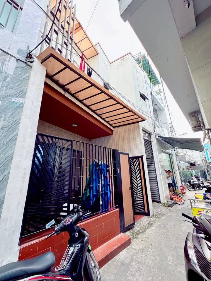 Nhà Trần Cao Vân - Thanh Khê 73m2, 2 ngủ, 3 phòng cho thuê, 4 tỷ