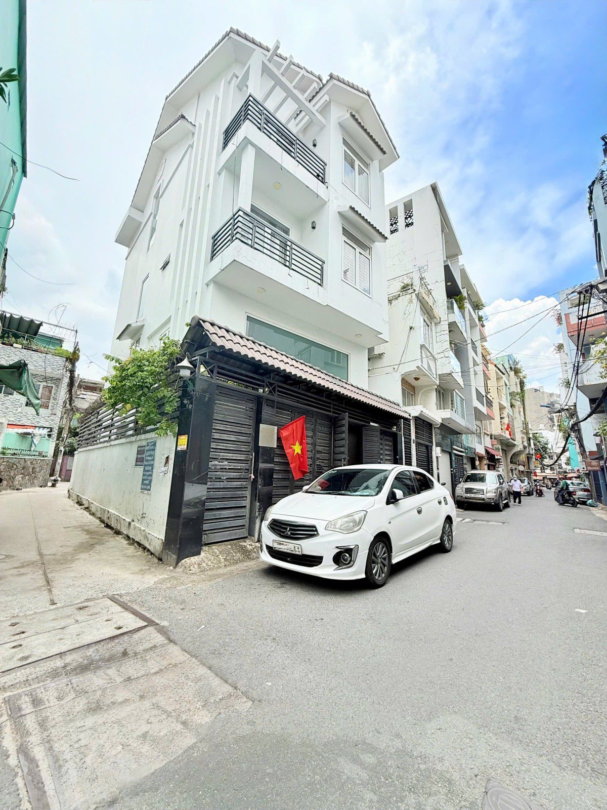 Biệt thự Phú Nhuận 100m2, 4 tầng, đường 8m, kinh doanh đỉnh, giá 26.5 tỷ - Săn ngay kẻo lỡ