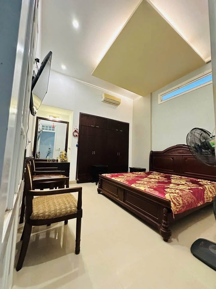 Nhà 3 tầng 2 mặt tiền Trần Văn Ơn, Huế - Kinh doanh đỉnh cao