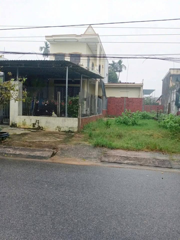 Đất vàng Nguyễn Trường Tộ, mặt tiền 5m, giá iu thương