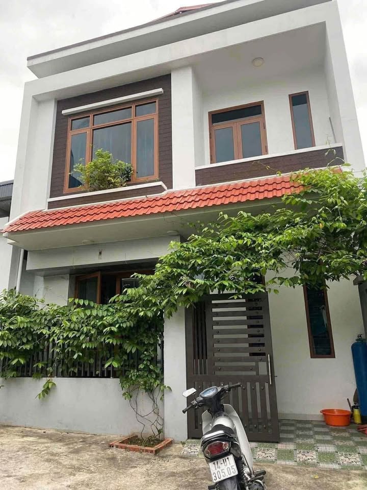 Chính chủ bán gấp nhà 2 tầng 65m2 Cẩm Phả, chỉ 2.5 tỷ