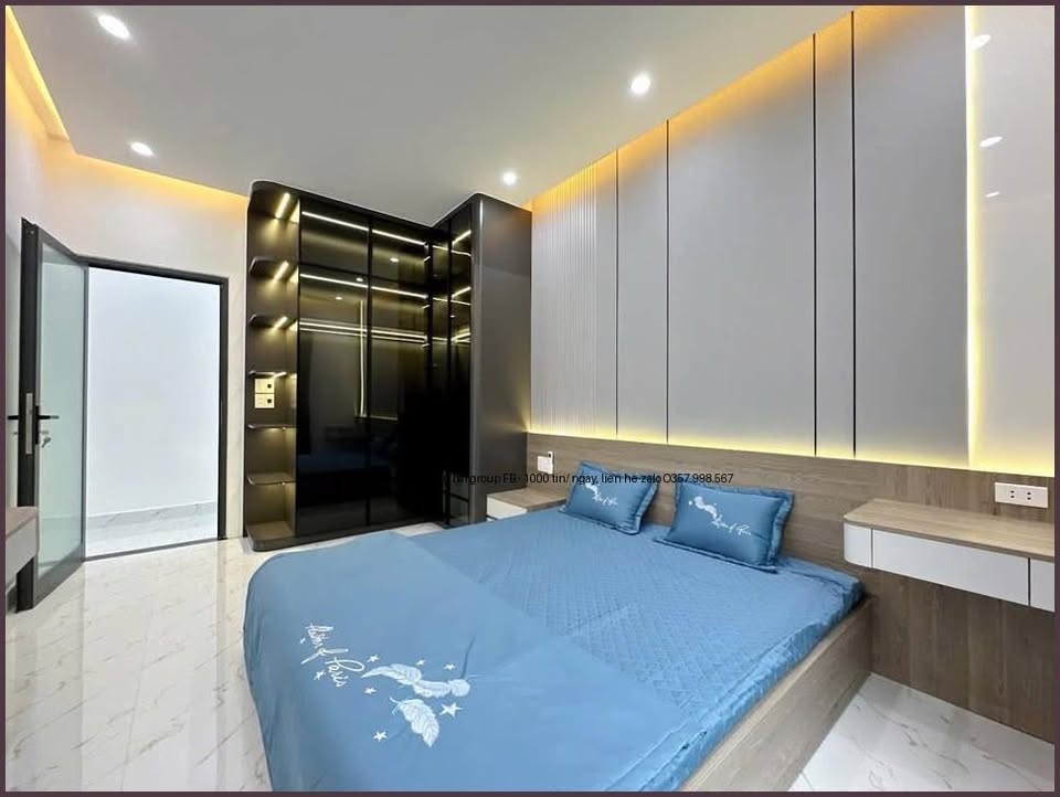 Nhà 2 tầng đẹp lung linh, 2 mặt kiệt, 65m² ngang hiếm 10m - Hải Châu, Đà Nẵng