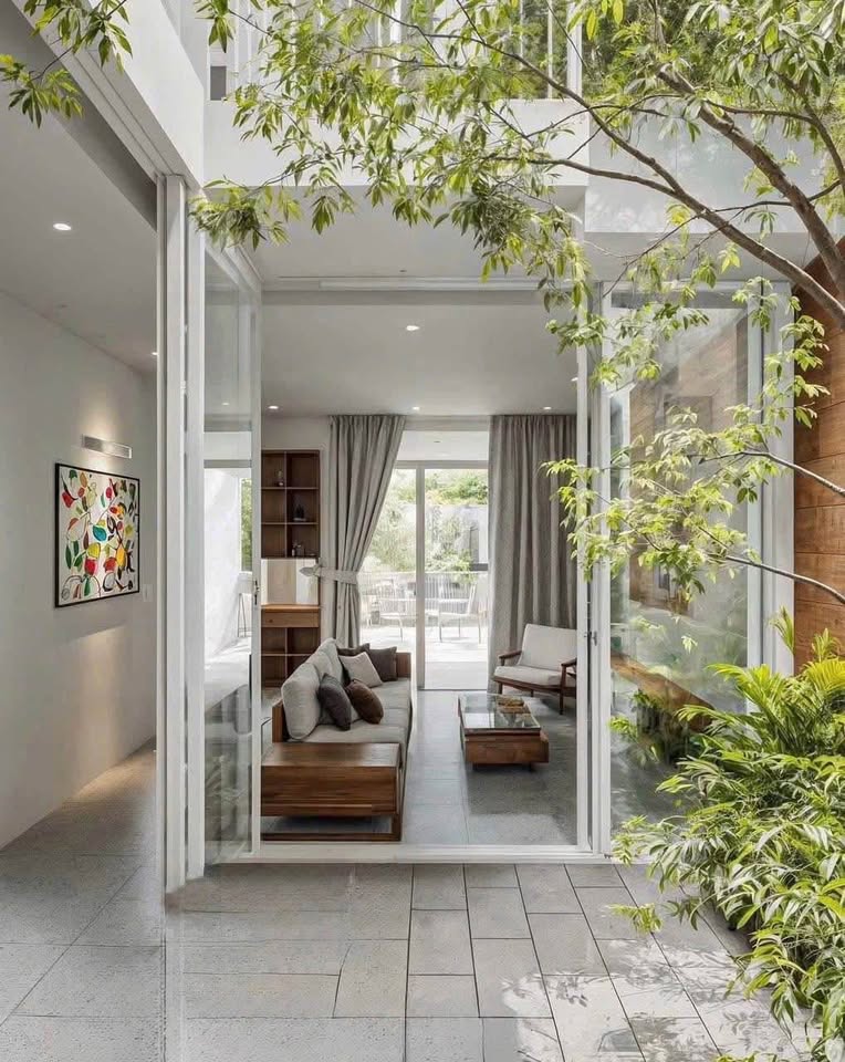 Nhà 2 tầng đẹp như homestay, kiệt ô tô Đặng Huy Trứ, Trung Tâm Huế - 3.1 tỷ