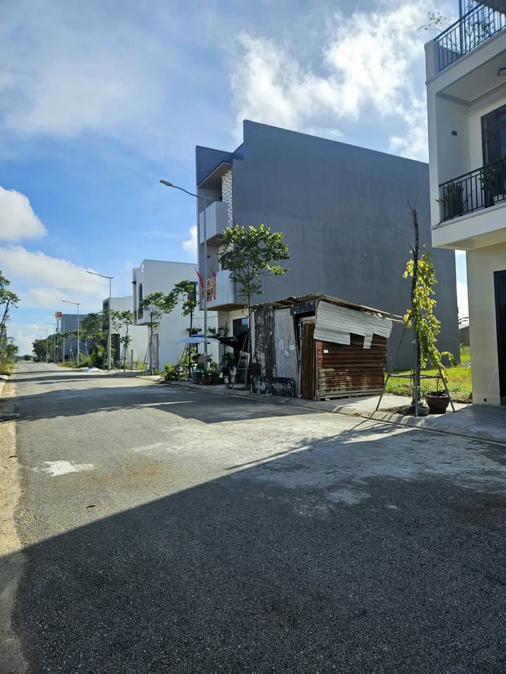 Bán đất Khu quy hoạch Hương Sơ, Thừa Thiên Huế - Sổ hồng sẵn sàng - Đường 13.5m