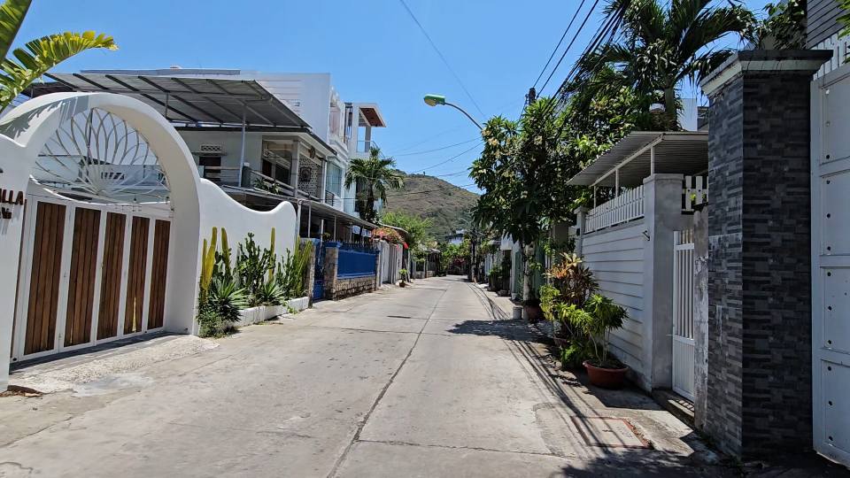 Bán đất vàng 121.9m2 mặt tiền 5m, gần biển Nha Trang, kinh doanh tốt