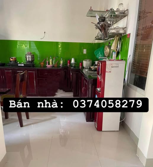 Nhà 2 mặt tiền Tân Thạnh thoáng mát, yên tĩnh, giá "nhỉnh 3 tỷ", chốt ngay kẻo lỡ