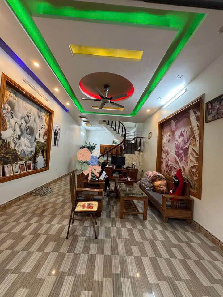 Nhà 2 tầng Ngọc Châu - 50.2m2 - Chỉ 1.7 tỷ - Gần chợ, trường học