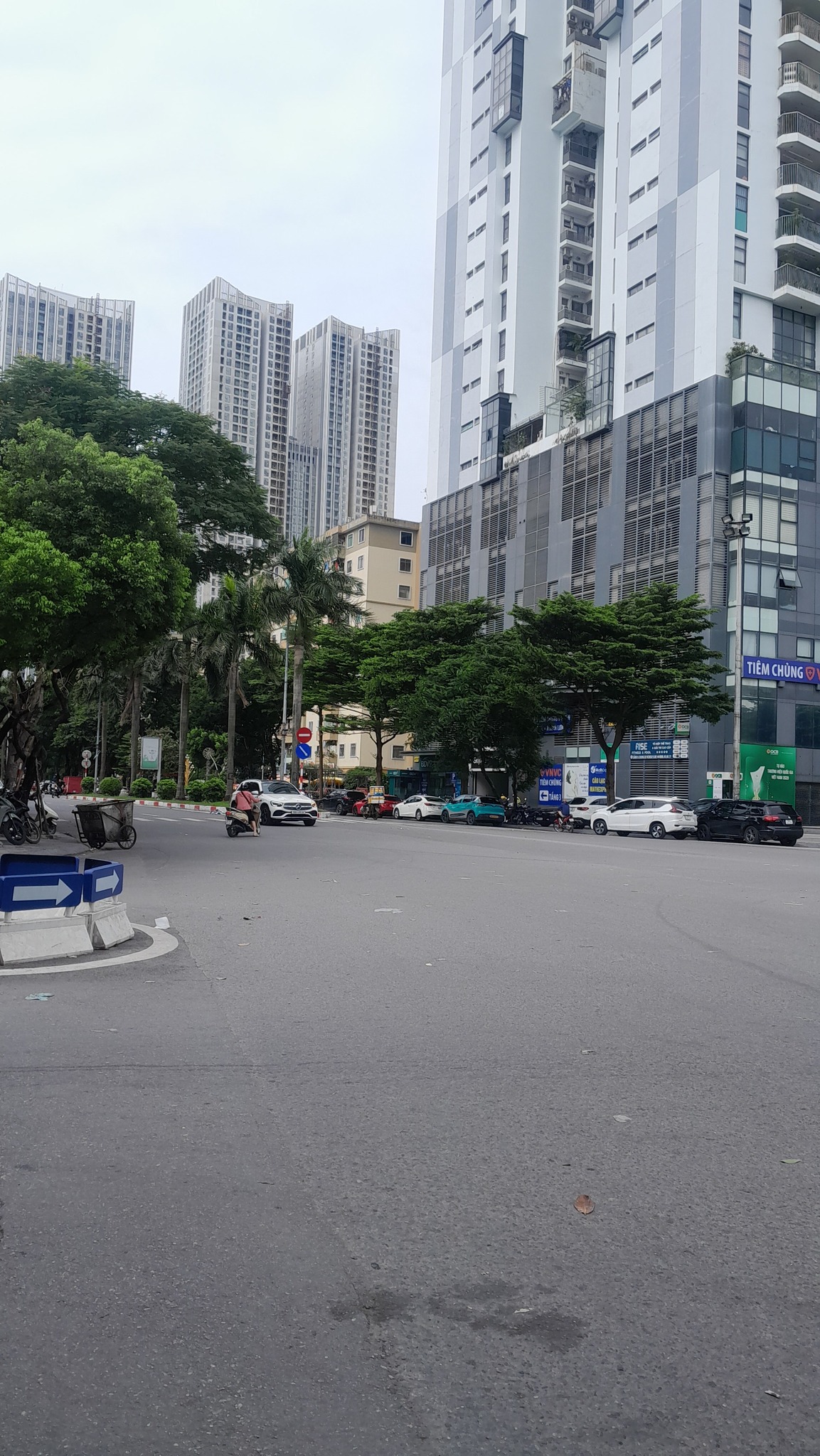 Nhà 5 tầng Văn Quán, Hà Đông 50m2, mặt tiền thoáng sáng, hưởng trọn tiện ích, giá chỉ 9 tỷ