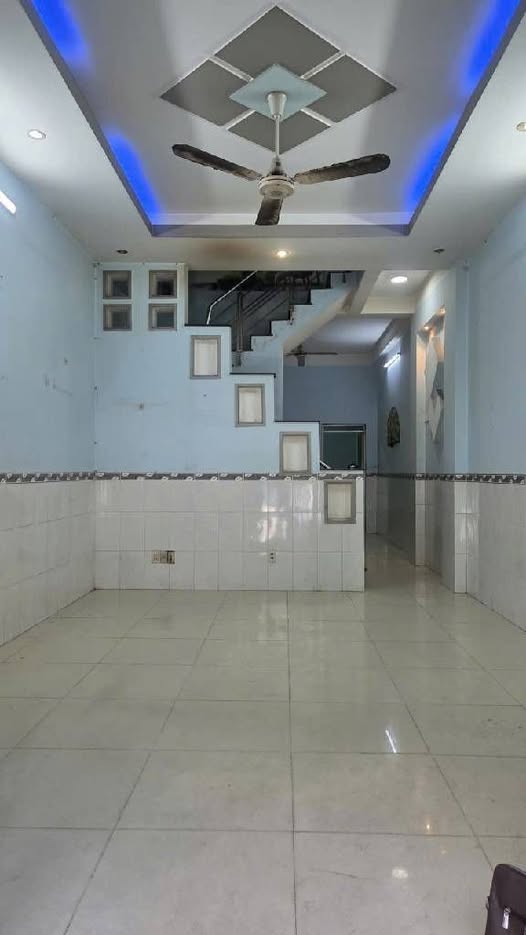 Nhà 2 tầng hẻm 5m sát Aeon Tân Phú, 4x16m, giá hơn 5 tỷ