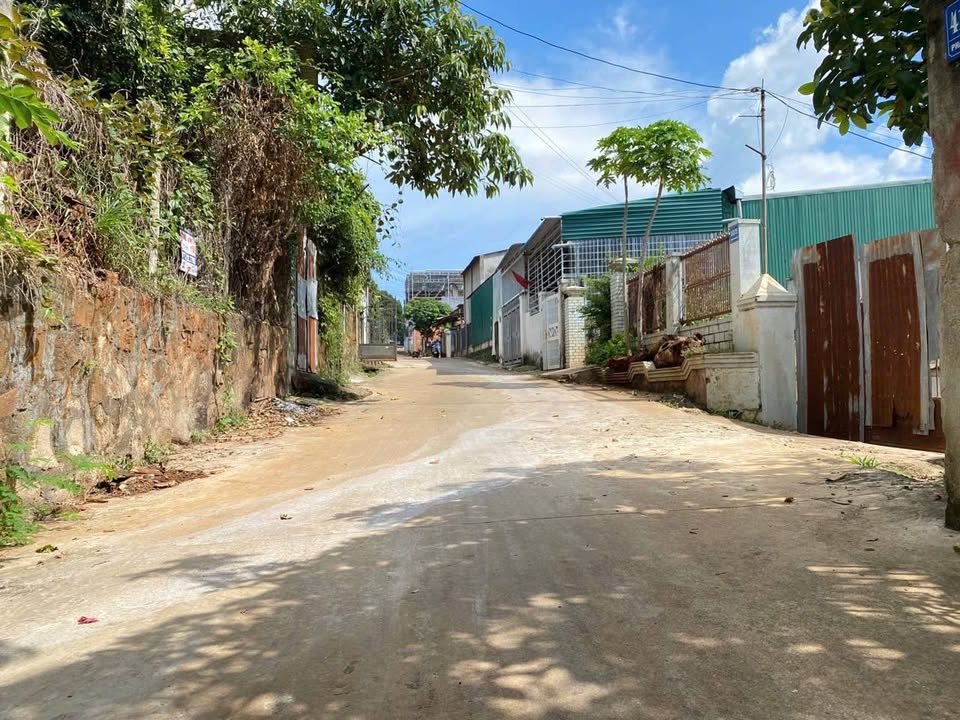 Bán đất vị trí đẹp hẻm 413 Phạm Văn Đồng, cà phê - 7x21m, 1.75 tỷ