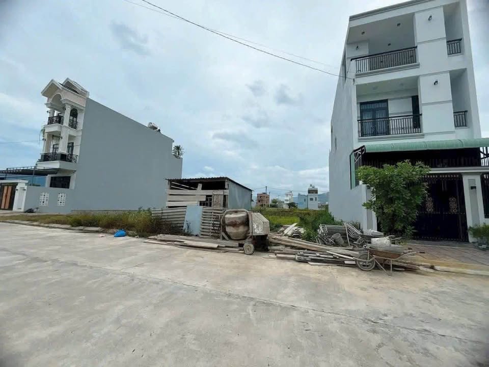 Bán đất vàng Trần Bá - Diêu Trì 84.5m², mặt tiền 5m, giá hời 1.2 tỷ