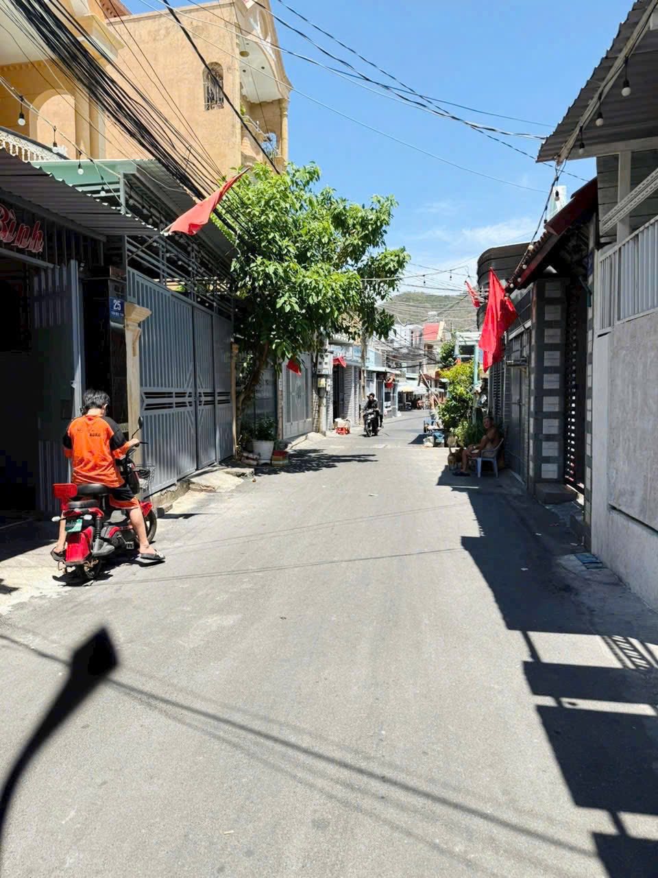 Nhà mặt tiền Vũng Tàu, 3 phòng ngủ, full nội thất, giá rẻ bất ngờ