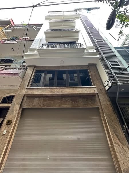 Nhà lô góc Nghĩa Đô - Cầu Giấy - Vẻ đẹp Châu Âu, oto vòng quanh