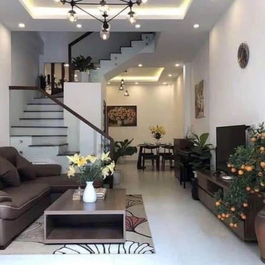 Nhà Mỹ Đình 40m2, 5 tầng ngõ rộng, ô tô gần, dân xây, giá 8 tỷ