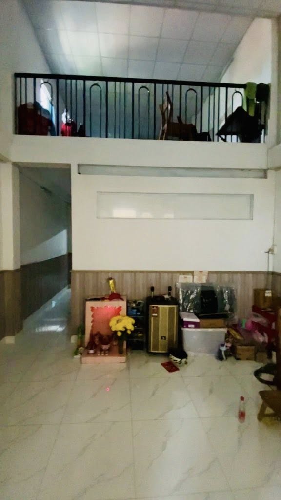 Nhà 2 tầng hẻm thông sát mặt tiền, gần Ga T3, giáp Tân Bình, diện tích 55m2