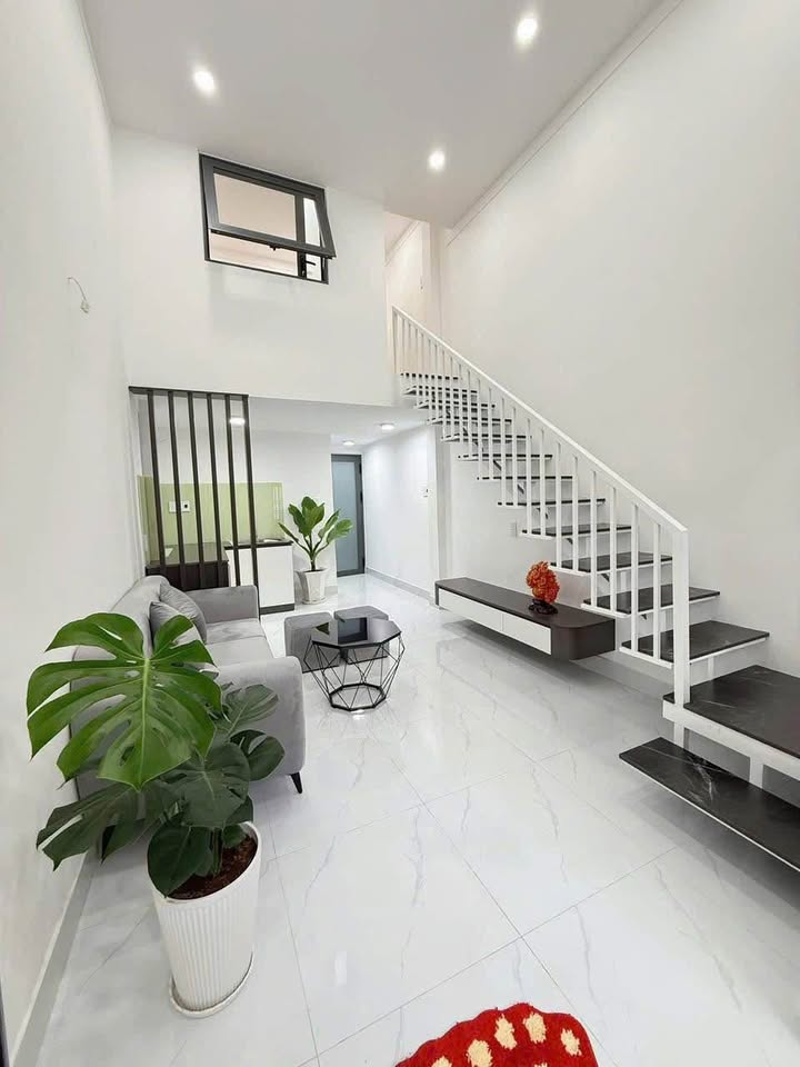 Nhà hẻm Nguyễn Tri Phương, 2 ngủ, full nội thất, giá siêu hời