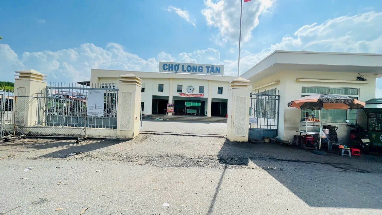 Bán nhà vườn trung tâm Long Tân, Đất Đỏ - 1000m² có dòng tiền sẵn