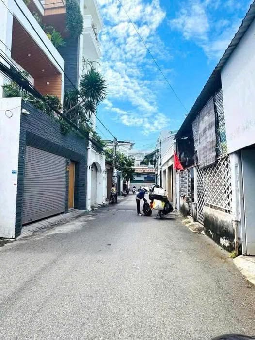 Bán nhà góc 2 mặt tiền Trương Công Định, Vũng Tàu - 100m2, 7.9 tỷ