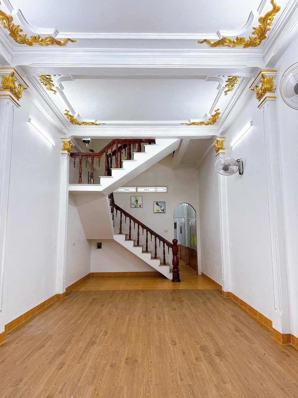 Nhà đẹp trung tâm Thanh Hóa - Ngõ 3 ô tô tránh, 91.2m², 3 tỷ