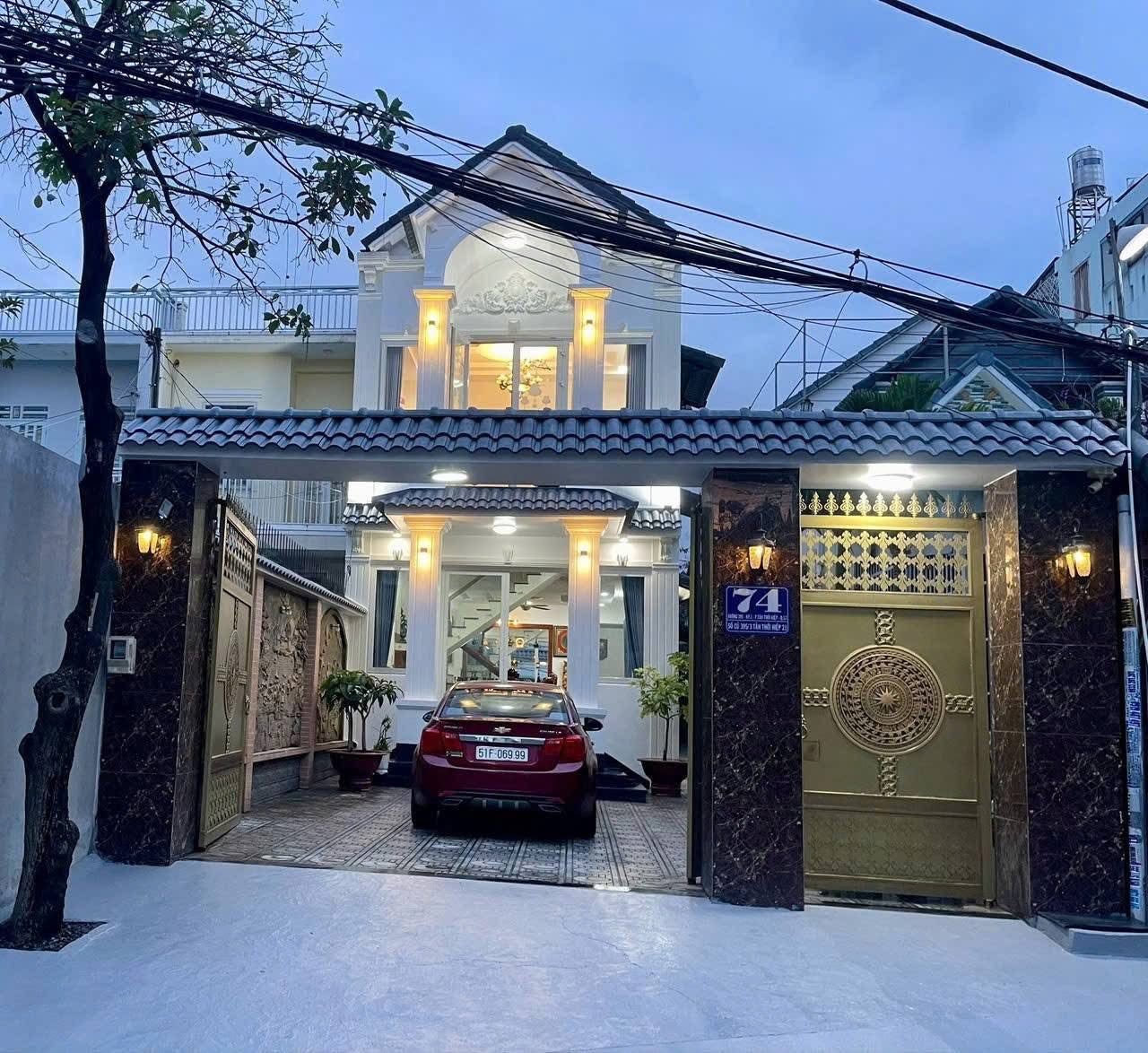 Biệt thự 8x25m, 189m2 đất, 15 tỷ - Nhà đẹp, sổ hồng sẵn sàng, chủ gấp bán