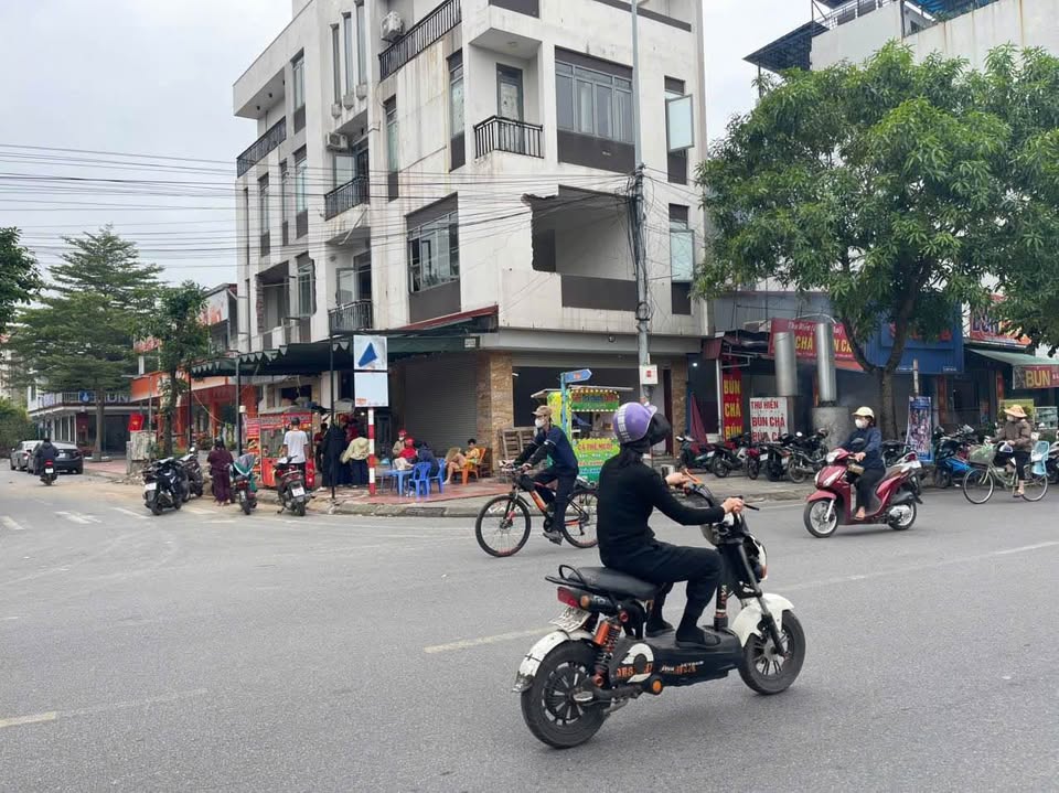 Đất vàng Từ Sơn 91m2 mặt tiền 5m, trung tâm kinh doanh sầm uất