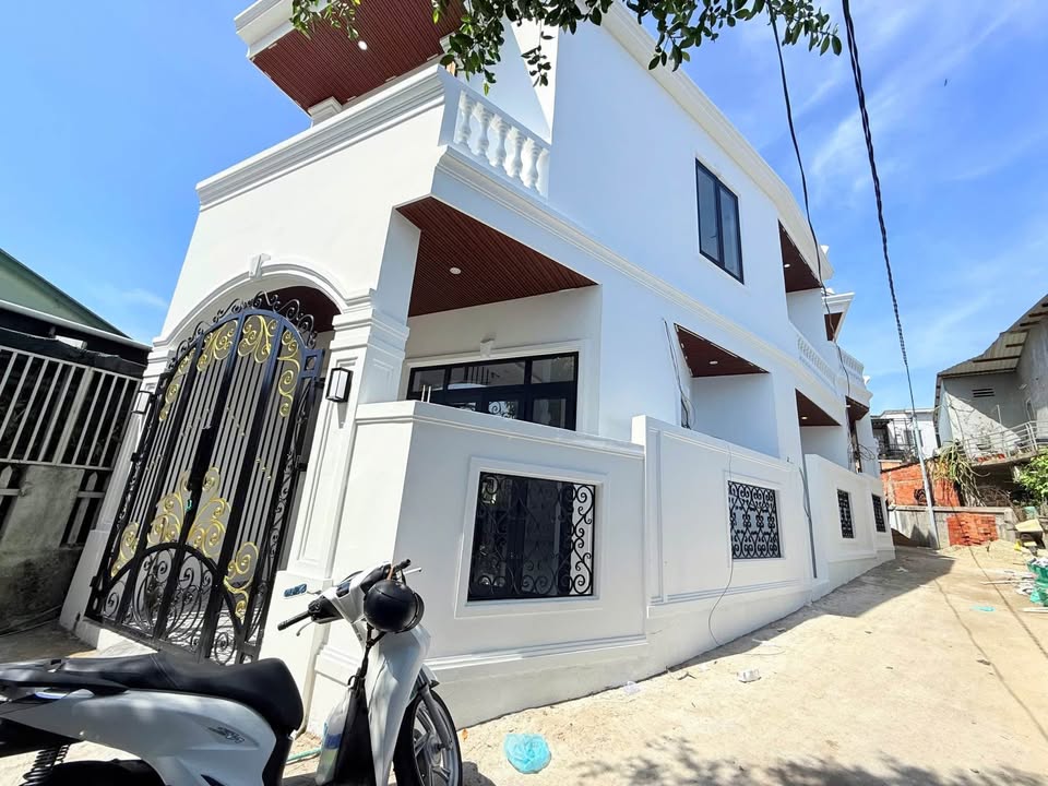 Nhà ống mới hoàn công, kiệt 149 Trần Phú, Huế - 67.7m², hướng Đông Bắc