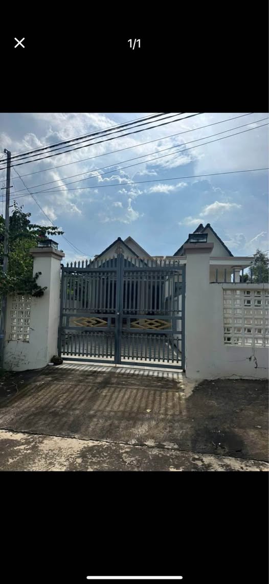 Nhà mái thái 5x40m tặng nội thất, chốt 1.2 tỷ