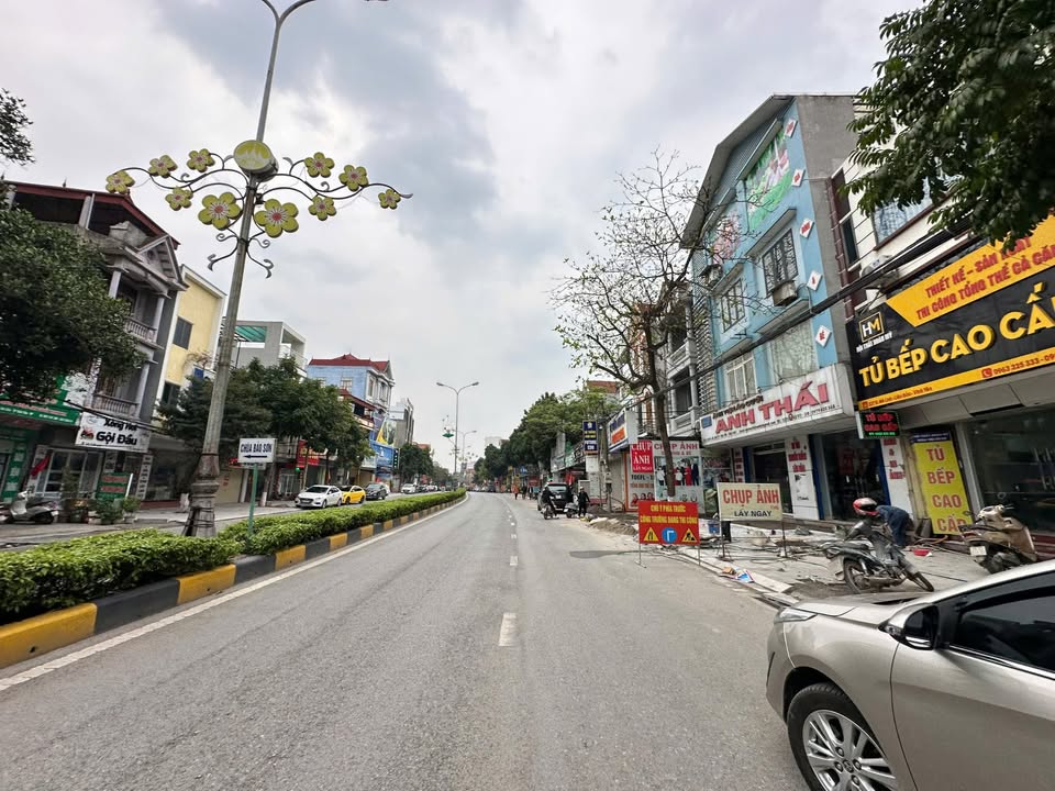 Bán đất mặt tiền kinh doanh trục chính Mê Linh, Vĩnh Yên - Vĩnh Phúc