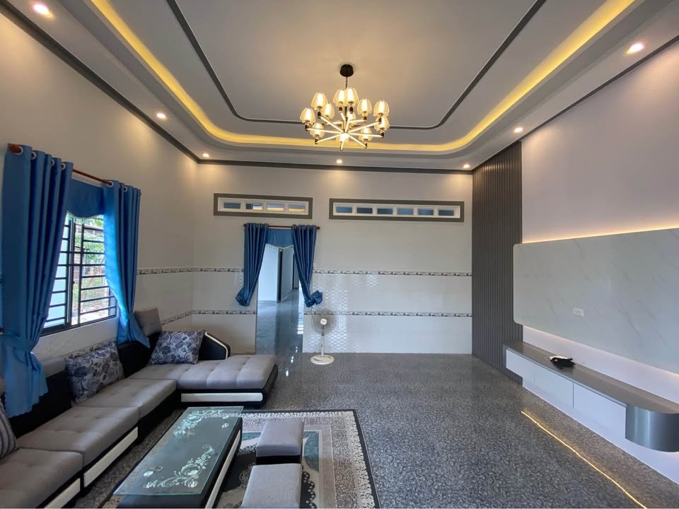 Siêu phẩm 250m2 mặt tiền Trần Phú, ngang 8,5m, chỉ vài bước chân đến chợ Long Hải