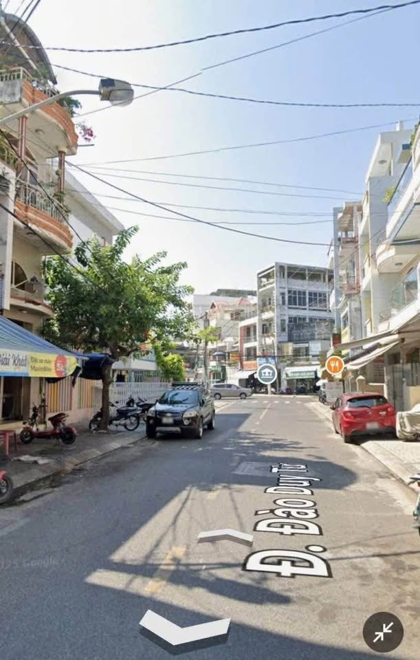 Nhà 3 tầng mặt tiền Đào Duy Từ, Nha Trang - Kinh doanh đắc lợi, 7.5 tỷ