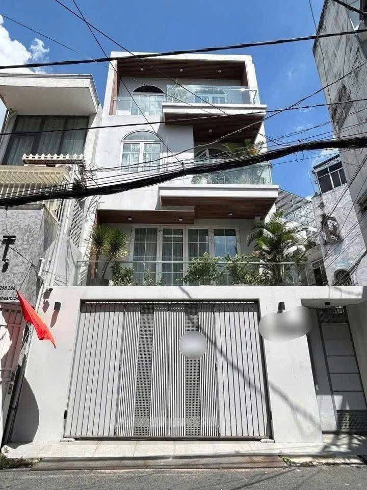 Biệt thự mini hẻm xe tải Lý Thường Kiệt, Tân Bình - Ở sướng, để xe hơi thoải mái, giá lại thơm