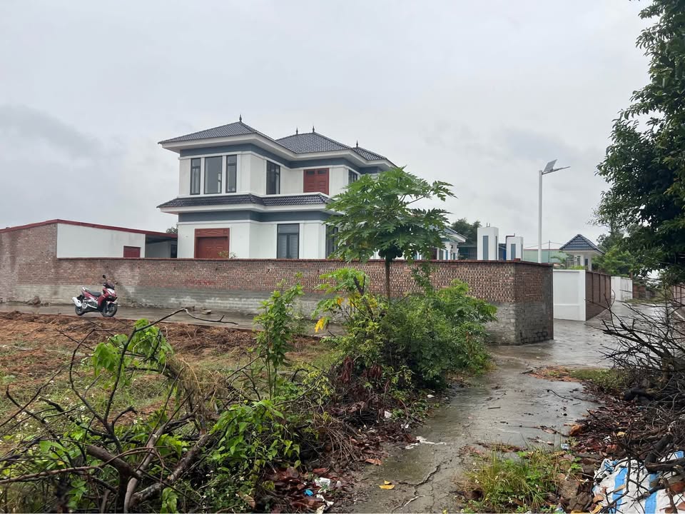 Đất thổ cư 76m2, mặt tiền 4.5m vuông vắn, cạnh KCN Quế Võ, ô tô tránh